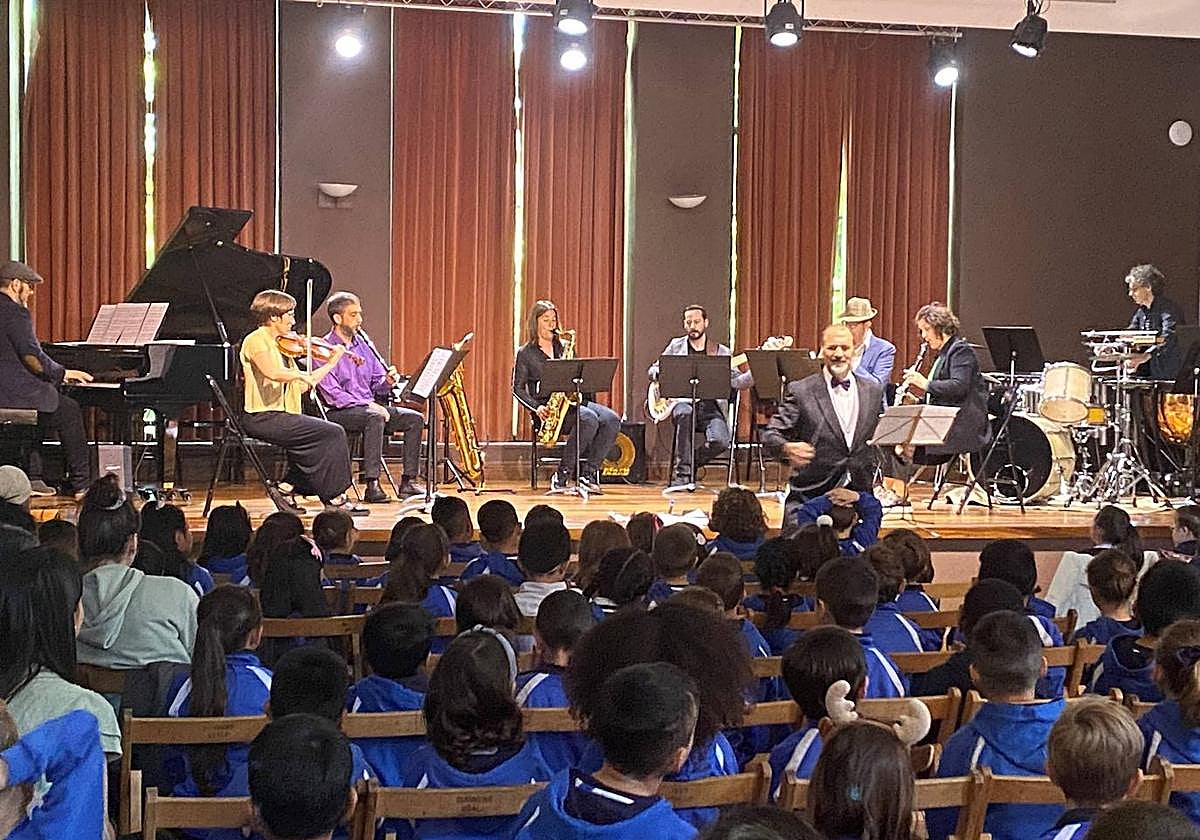 Los alumnos asisten a estos conciertos didácticos.