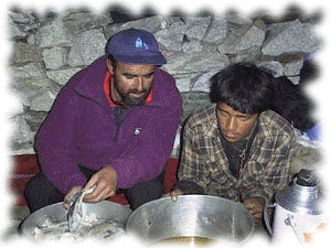 Mugarra, en el Everest en 1997.