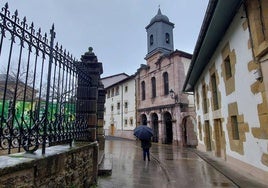 Vista del convento de las clarisas, en Gernika.