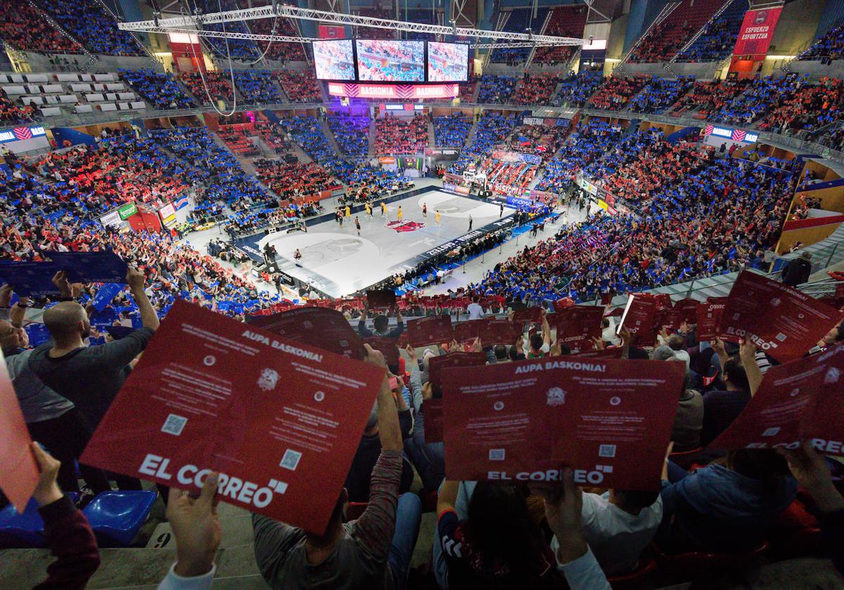 Las gradas del Buesa Arena se llenaron en el Baskonia-Barcelona del pasado mes de marzo.