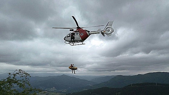 Rescatan a un montañero en la Sierra de Toloño con síntomas de hipotermia