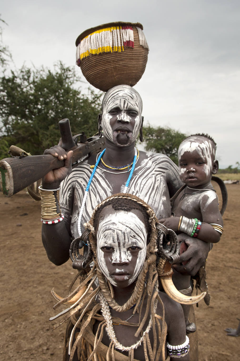 Los mursi, un símbolo del África que languidece