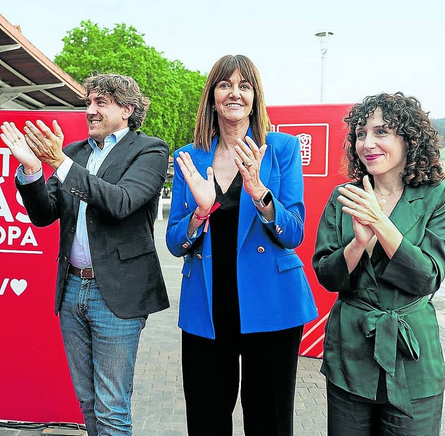 Los socialistas se erigen en el «único freno» a los partidos que «empuñan la motosierra»
