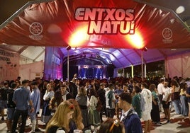 Las txosnas son uno de los epicentros festivos de las fiestas de Vitoria.