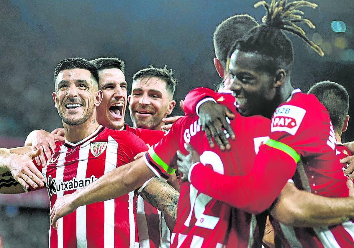 Los jugadores rojiblancos celebran un gol marcado esta temporada en San Mamés.