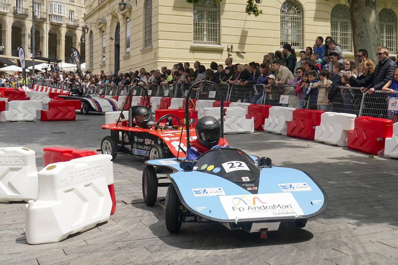 El centro de Vitoria se convierte en un circuito de carreras