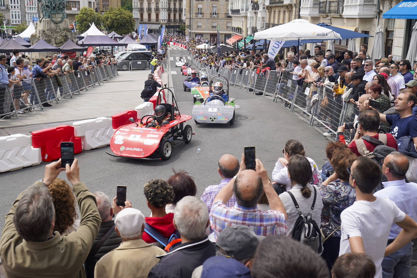 El centro de Vitoria se convierte en un circuito de carreras