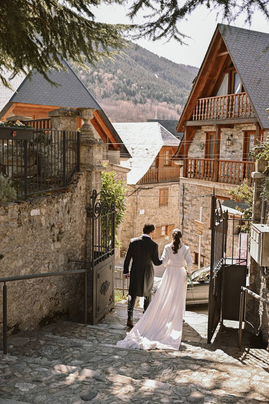 La boda de cuento de una interiorista bilbaína en Baqueira Beret