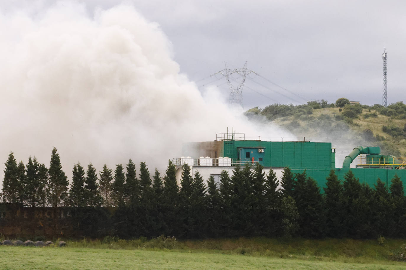 Las imágenes del incendio de Goiain