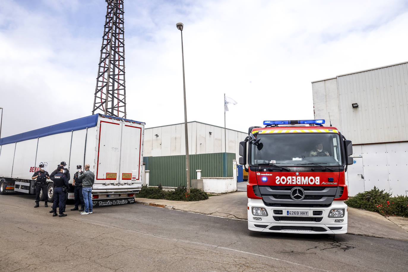 Las imágenes del incendio de Goiain