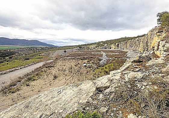 'Navarra Pequeña' ocupa terrenos que son propiedad de la junta administrativa de Nanclares.