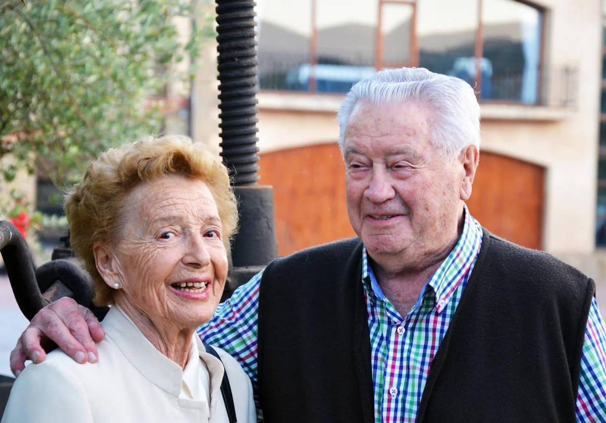 Manolo Lavín y Luchi Santamaría.