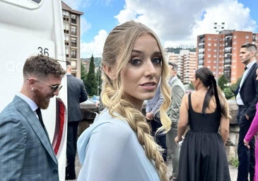 Ana Montoya, la novia de Iker Muniain, luce un diseño de Alicia Rueda