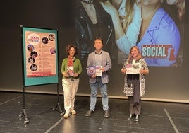 Berta Montes, presidenta de Kultur Etxea; Asier Iragorri, alcalde de Basauri, y Nagore Elorriaga, directora del Social Antzokia.