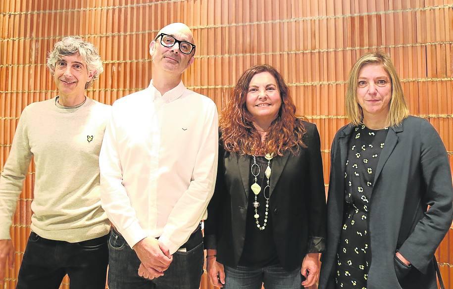 Sergio Araitoarro, Pablo Ortiz de Zárate, Marta Díaz de Cerio e Idoia Urralburu.