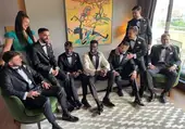 Iñaki Williams se marca un detallazo pagando los trajes de sus amigos de la infancia en su boda