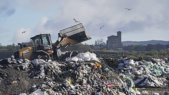 Álava se estanca en el reciclaje de orgánica y queda lejos de los objetivos mundiales