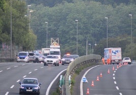 Accidente en la A-8 en Galdakao sentido San Sebastián.