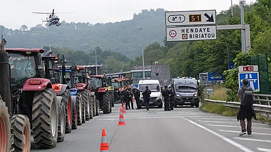 Garmendia al Gobierno vasco tras el «caos» en la frontera por la tractorada: «No se puede repetir»