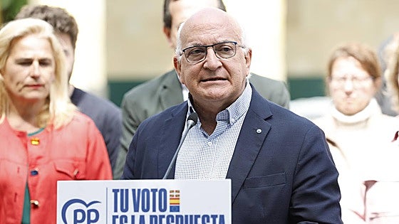 Zarzalejos llama a «responder con el voto a las mentiras del Gobierno»