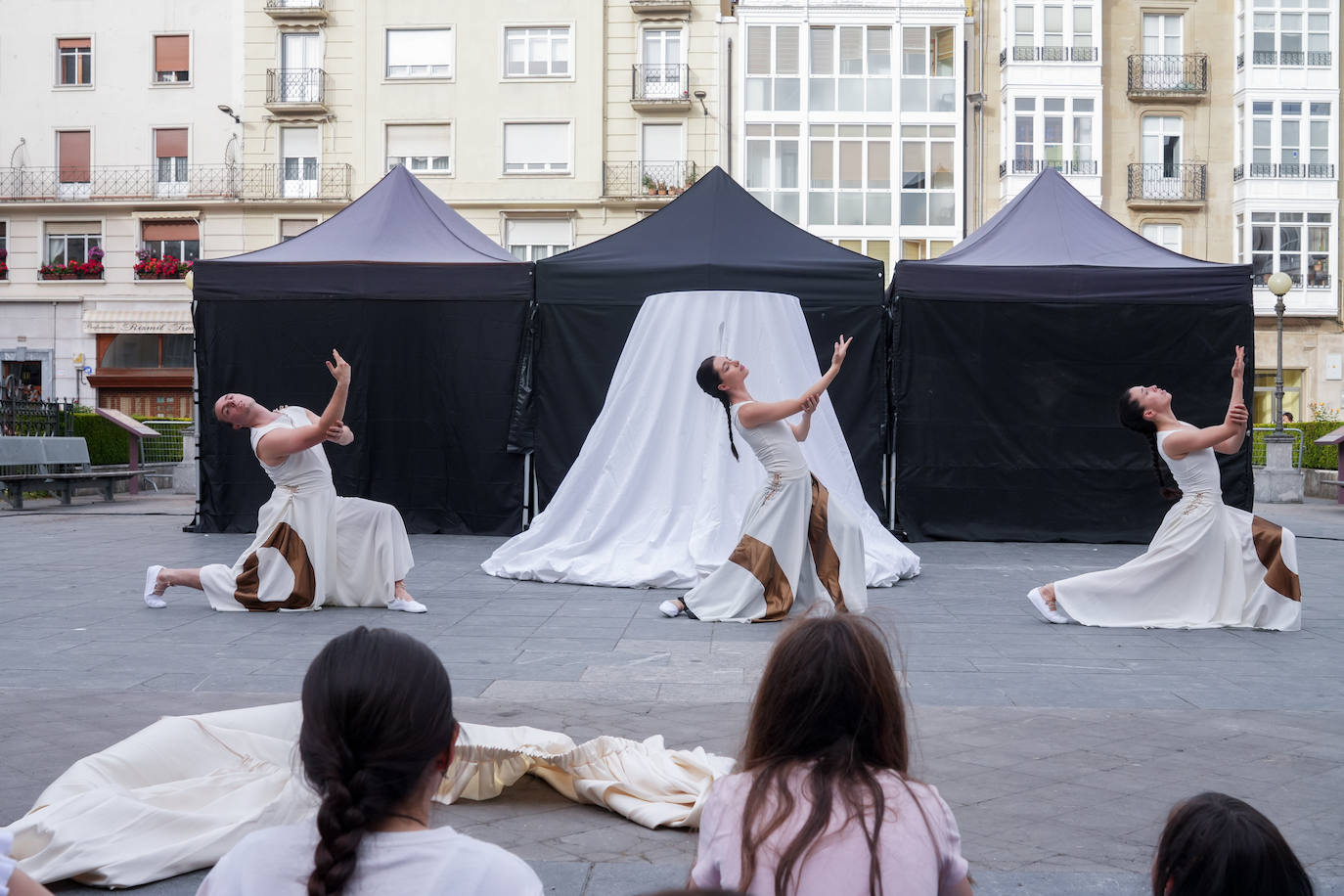 El festival KaldeArte de Vitoria, en imágenes