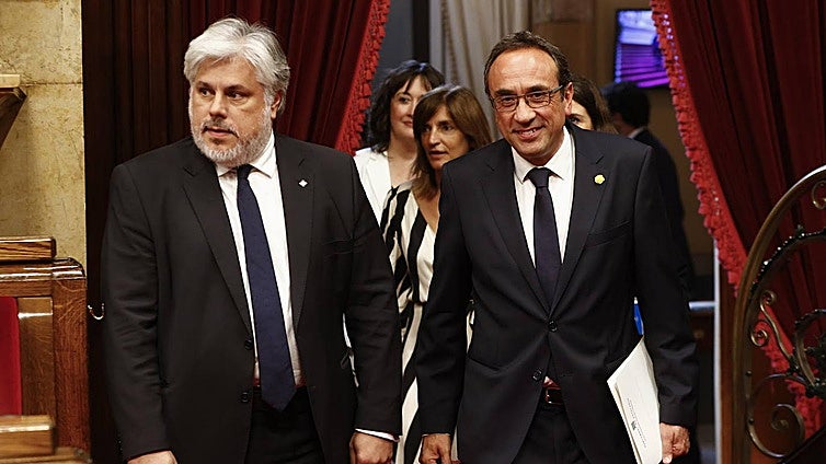 Junts se impone al PSC y presidirá el Parlament con el apoyo de ERC y la CUP