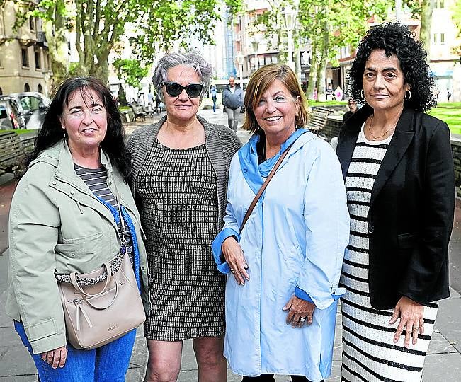 Amaia Gorostiaga, Reyes Espinosa, Carmen Ortiz y Ana Isabel Ahedo.