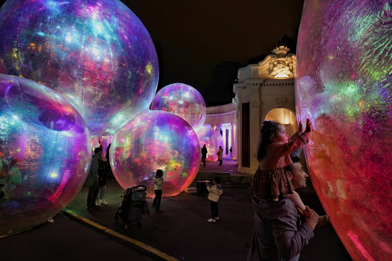 Las mejores imágenes de la Noche Blanca en Bilbao