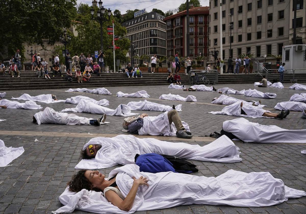 La iniciativa ha tenido lugar en la plaza del Arriaga.