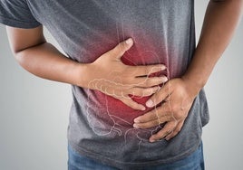 Un cambio de ritmo intestinal, dolores de tripas y pérdida de peso pueden anunciar un cáncer de colon, que muchas veces se presenta sin síntomas