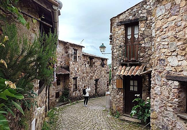 Casal de Sâo Simão.