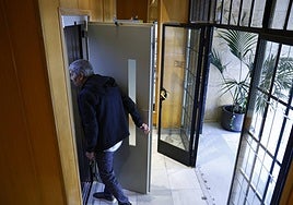 Los ascensores más antiguos serán los que necesiten una mayor reforma, aunque los plazos serán flexibles.