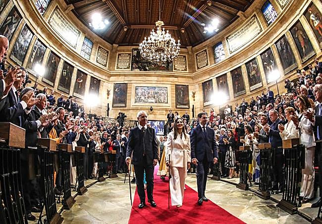 Todas las fotos del acto de jura y toma de posesión de Imanol Pradales como lehendakari.