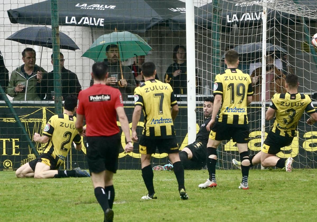 La pesadilla de los penaltis despierta al Portugalete del sueño del ascenso