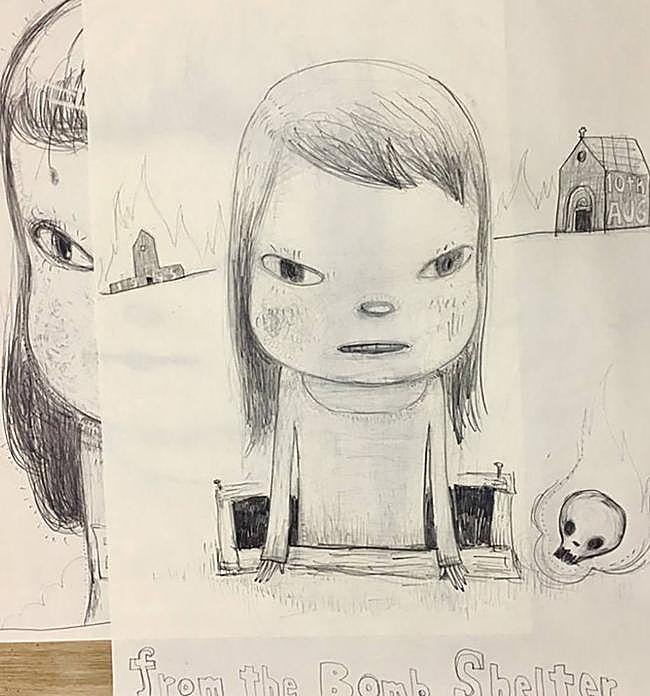 La niña saliendo del refugio antibombas con la fecha del ataque en Nagasaki (2017).