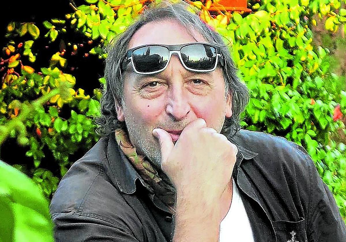 Eduardo Iglesias se encuentra en fase de revisión de los héroes de sus antiguas novelas.