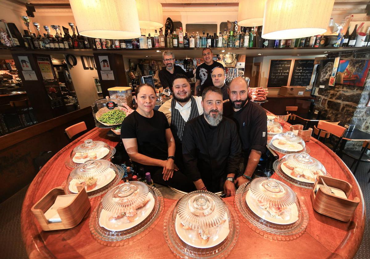 Un bar de aperitivo que reúne a todas las generaciones