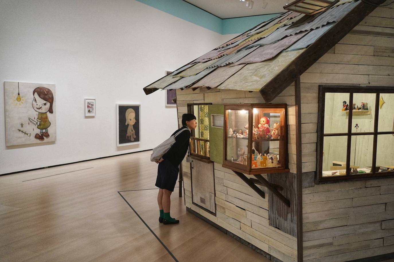Instalación en forma de casita en la exposición inaugurada este jueves en el Guggenheim.