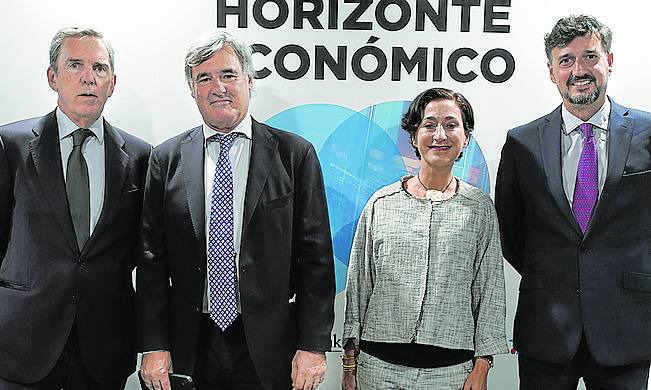 Asís Canales, Alberto Uriarte, María Antonia Muguerza y Eugenio Erhardt.