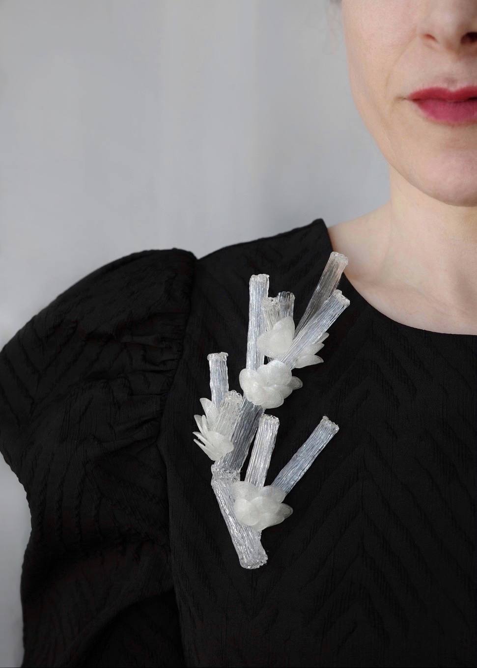 Las joyas alucinantes que crea Sara en su taller de Plentzia (y fascinan en Nueva York)