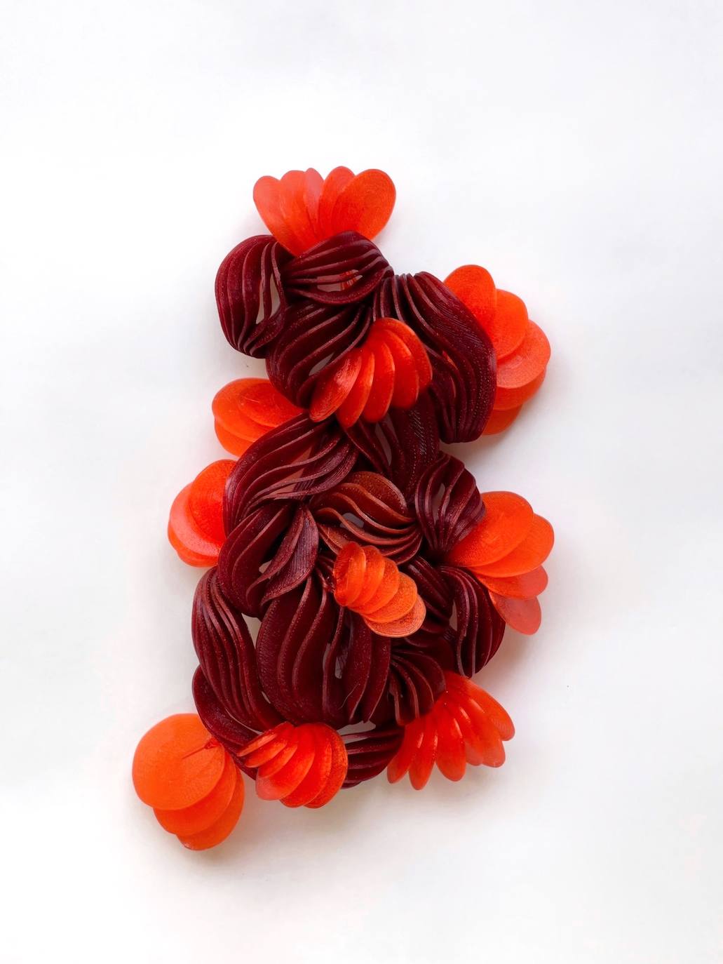 Las joyas alucinantes que crea Sara en su taller de Plentzia (y fascinan en Nueva York)