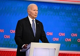 Joe Biden en el transcurso del debate televisado frente a Donald Trump.