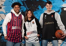 Nuevas camisetas del Baskonia: Trece franjas azulgranas, el mapa de Vitoria y vuelta al negro