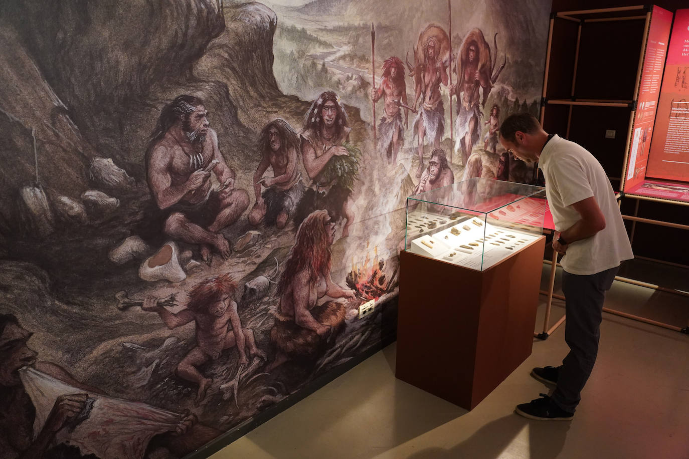 El Arkeologi Museoa presenta una exposición que permite descubrir la vida de los neandertales en Euskadi