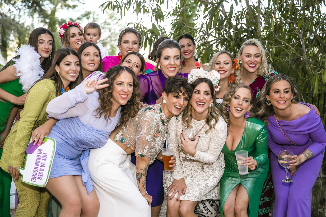 La boda mexicana de Carla y Ana, que encontraron sus looks soñados en Bilbao