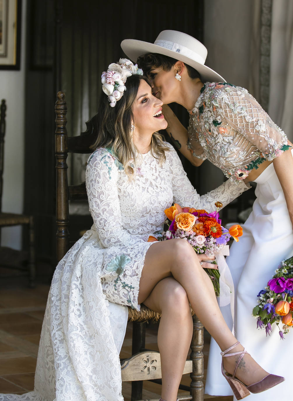 La boda mexicana de Carla y Ana, que encontraron sus looks soñados en Bilbao