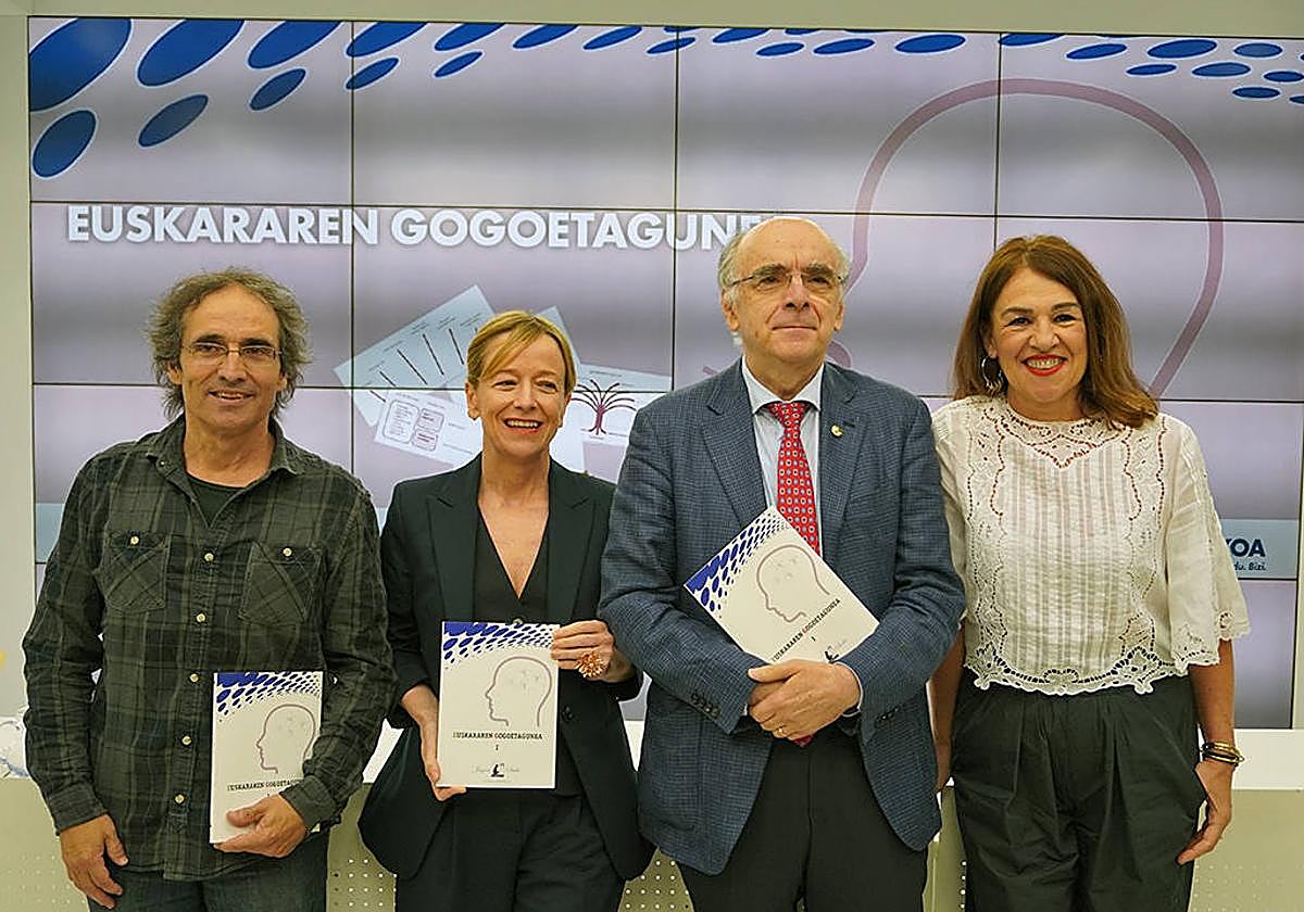 Euskararen Gogoetagunearen lehen argitalpena aurkeztu du Euskaltzaindiak