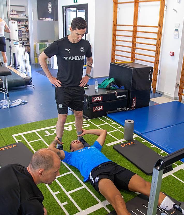 Imagen secundaria 2 - Las pruebas de esfuerzo de los jugadores del Alavés en Ibaia.
