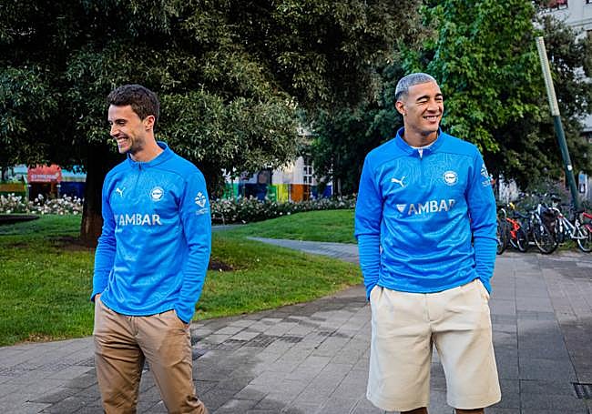 Guevara y Benavídez, a su llegada a los reconocimientos médicos.