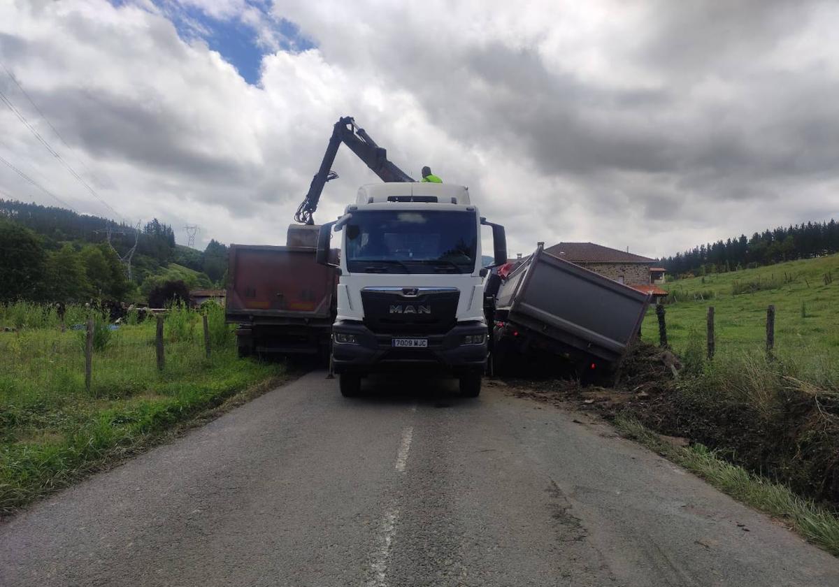 Imagen del último accidente en la carretera de Zuaza, a mediados de junio.